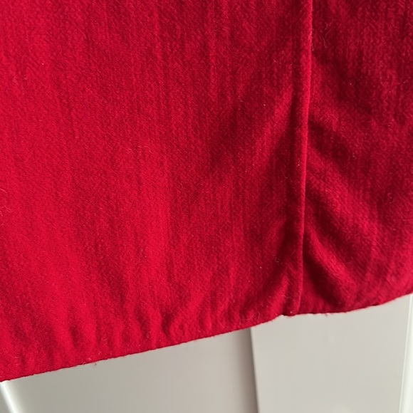 Theory red mini skirt size 4 - Picture 3 of 4